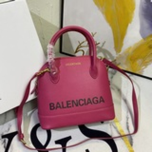 Balenciaga巴黎世家 新款貝殼包出貨啦2023秋冬火爆款-日常搭配休閑風