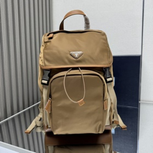 [頂級原單]Prada新款降落傘雙肩背包 經典2VZ135三角唛 采用進口降落傘