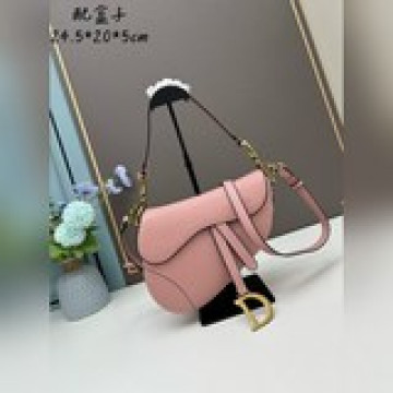 配盒 3種肩帶随搭配 大號尺寸：24.5 x 20 x 5 公分be a cla