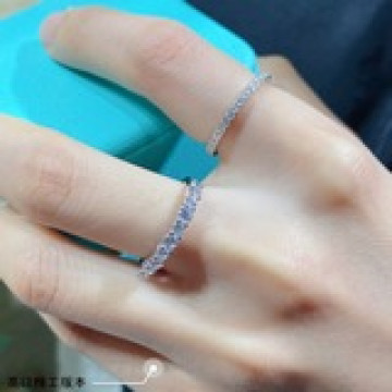 碼數5678 蒂芙尼單排九鑽戒指 奢華大氣，經典傑作，經久不衰傳奇經典，一直流行