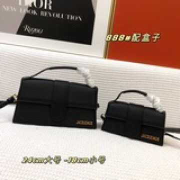jacquemous 新款banmino 斜挎包 法式浪漫風 牛皮 配肩帶 尺