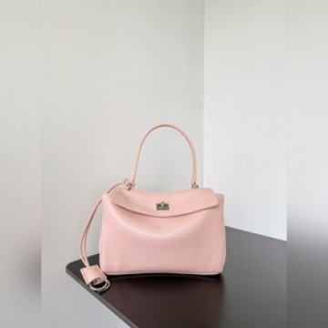 Balenciaga Rodeo 好不容易搶到的Rodeo！！！柔軟的大廓形包包