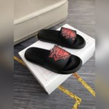 【精緻品質】 麥昆男士休閑拖鞋 鞋面進口優質膠片，精美品牌logo裝飾，3D打印