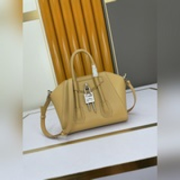 法國品G家！新款手提包經典的  GIVENCHY 紀梵希 MINI ANTIG