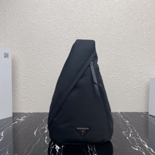 [頂級原單] 新款胸包 2VZ092 2026秋冬男女士新款手袋主張時尚簡約的線
