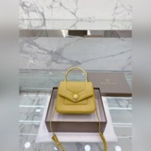 牛皮版本   寶格麗Bvlgari 神仙合作款 Ss22限定系列 撞色新款 原