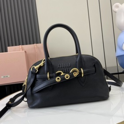 【新款】Miu家新品爆款保齡球包，釆用頂級複古植柔羊皮，複古磨砂感做舊金屬配件，