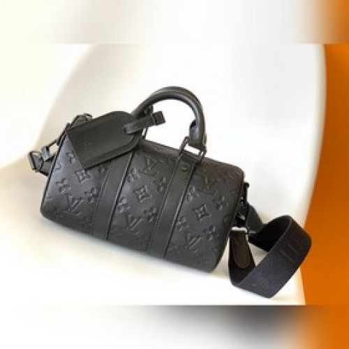 頂級原單 獨家實拍 M20900黑壓花Keepall 系列的迷你版本再現新意。T