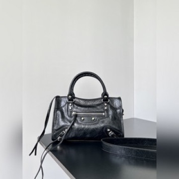 Balenciaga CITY 最具标志性手袋Le City系列 2026該系列