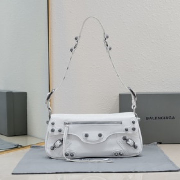 Balenciaga新款腋下包30*15*5