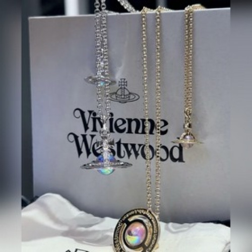 西太後 Westwood 立體土星 鎖骨項鍊英時國裝設計師，時的裝朋克之母！時