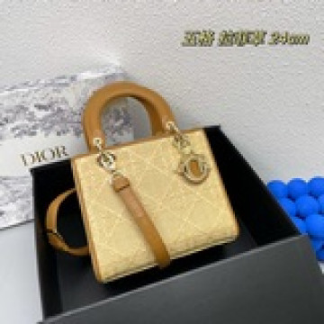 配盒子，五格24cm，100  10#最新拉菲草編織戴這款 lady dior