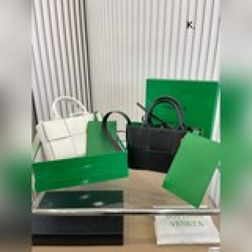 配盒BV 編織托特包經典百搭的包包時尚休閑上身絕美 集美必備 尺寸24