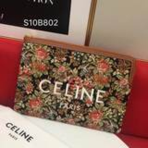 大號 celin.e 新款maillon triomphe手拿包 小牛皮包邊