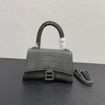 鳄魚紋 迷你，Balenciagα全新推出了帥爆的Hourglass沙漏兩用腰包
