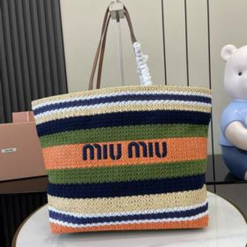 進口拉菲草編拼綿線編織托特包，市場唯一對版品質，正面标志性MiuMiu刺繡，棉布