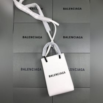 巴黎Balenciaga牛皮購物袋新成員——手機包想要帥、簡潔又不用擔心出錯的