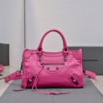 2026Balenciaga款機車包經典系列重現，時尚潮流，比舊版更簡潔大方，輕