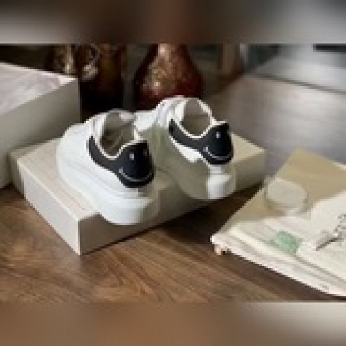 高版本（Alexander McQUEEN麥昆）正品爆拆 1：1頂級麥昆原版皮