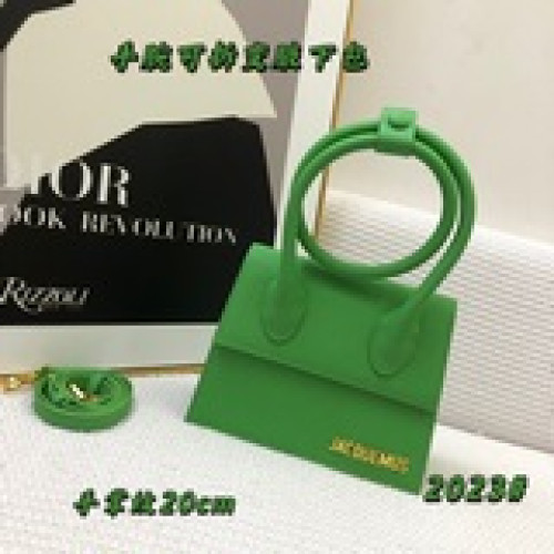 jacquemus口紅包 多種背法 手腕可拆 變腋下包 展示不一樣的法式浪漫 ，
