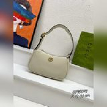 配盒子、aphrodite腋下包出迷你版了！小小一個超級可愛 手機卡包都可以放