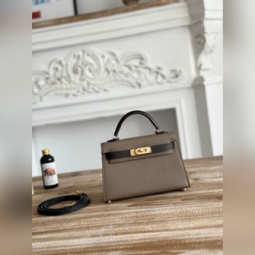 凱莉二代mini 顔色：大象灰/樹皮色/克進口epsom皮、金扣機車+半收