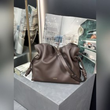 福袋[巧克力色] 尺寸：30-24.5-10.5 全新升級 新增燙金品牌徽标