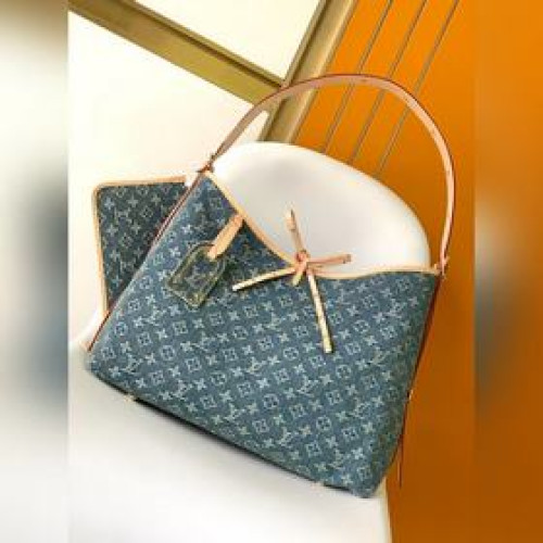 頂級原單 M46855 藍色 (丹甯牛仔)推出嶄新 CarryAll 中號手袋，