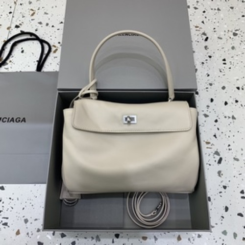 [小號淺粉色] BALENCIAG RODEO BAG 系列手袋 新款可以說出道