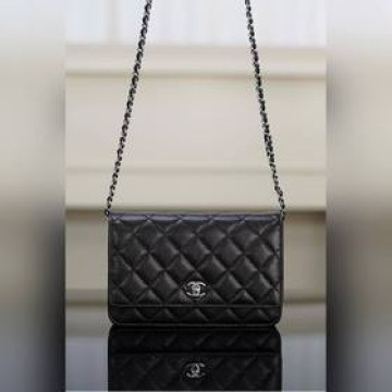 頂級進口原廠皮 所見即所得！  Chanel 24k woc發财包(紐扣版)黑