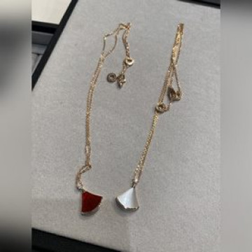 [原單對版] (配全套包裝) 寶格麗裙子項鍊 紅色非常正！我家紅玉髓挑的都太漂