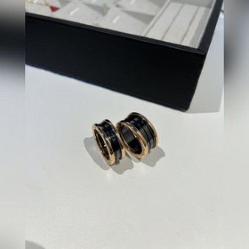 [原單對版] (配全套包裝) 寶格麗經典黑陶瓷戒指 高工藝