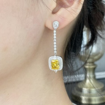 9 2 5 9780170 蒂芙尼黃鑽耳環。宴會派對 女王範兒 柔美和華麗色彩，