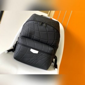頂級原單 M21391 黑色全皮 雙肩包系列 DISCOVERY 小號雙肩包 D