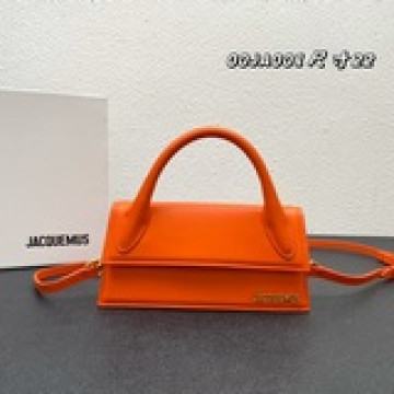 jacquemus口紅包 手提斜挎，展示不一樣的法式浪漫 ，原版皮，搭配巧妙的
