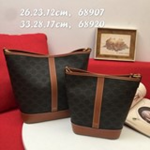 新品Celine  顔值爆表老花系包身圖案由凱旋門扣标志為主 包邊由棕色