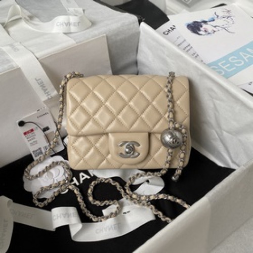 銀鍊 chanel AS1786 爆款cf mini 口蓋包 銀球 鍊條上多了個