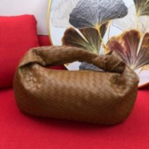 原版皮bottega veneta#最新設計編織打結tote包還保留了bv一直原