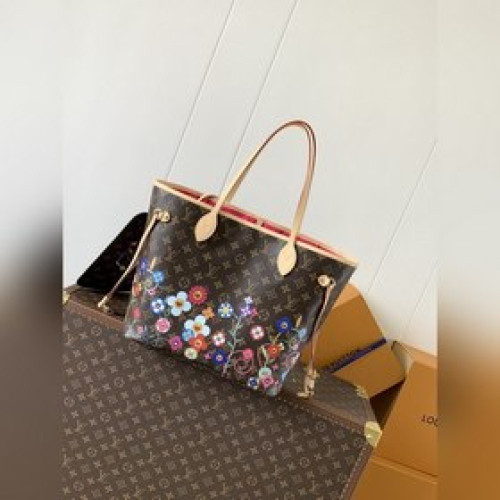 頂級原單，變碼芯片M13271本款 Neverfull 中號手袋出自路易威登
