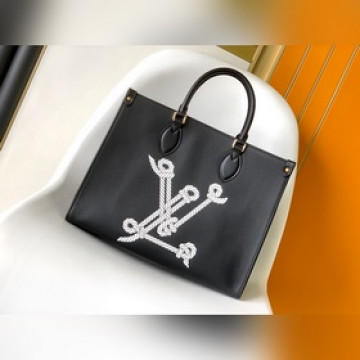 M24834 頂級原單 本款 OnTheGo 中號手袋出自 Nautical 系