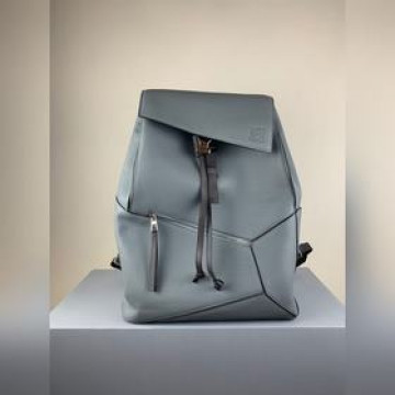 青銅色 、回貨 LOEWE Puzzle Backpack 色上新型號324超大