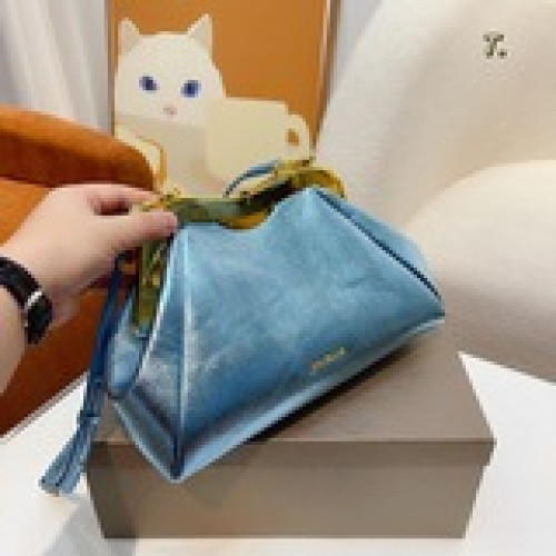 禮盒包裝超級火爆寶格麗 晚宴夾子包 高端貨[勾引]絕對超高回頭率！～高端時尚