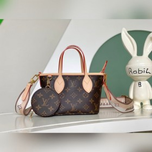 M46705 老花  頂級原單本款 Neverfull BB手袋結合了經典設計