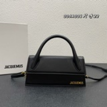 jacquemus口紅包 手提斜挎，展示不一樣的法式浪漫 ，原版皮，搭配巧妙的