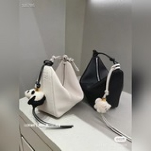 牛皮手袋— 【new】全新包型現貨 現貨 現貨尺寸：28-17-9.5c