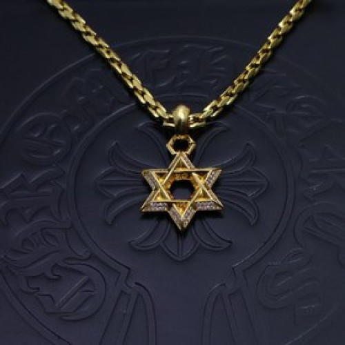 克羅心 黃金色經典賣爆的項鍊， 帥爆了克羅心項鍊 造型不同的花紋設計風格 呈現出