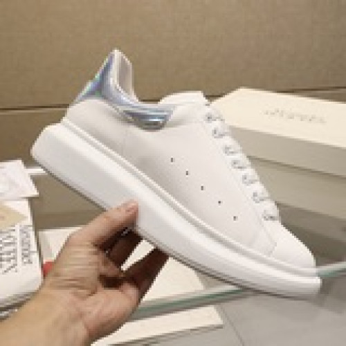 情侶款(高版本)【McQueen·麥昆】2020炫麗全球，麥昆官方重金打造，完美