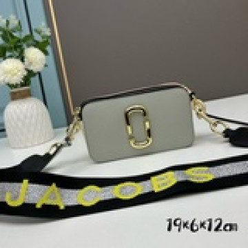配盒【MJ】Marc Jacob 小馬哥相機包！春夏新色時下最火的IT bag