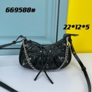 【迷你鳄魚紋】最新款Balenciag* Le Cagole 迷你 真是太絕了
