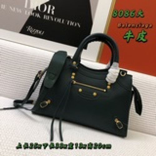 大號 2023 Balenciaga寶藏系列秋冬機車包 新寵登場啦！全新的梯形設